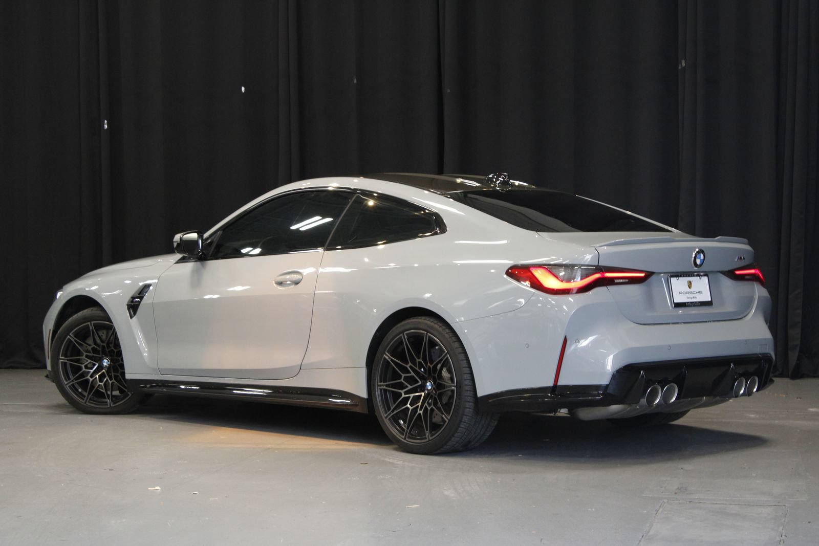 Used 2021 BMW M4 Coupe w/ Executive Package RWD image 3