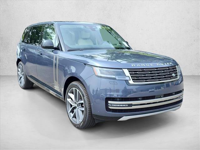 New 2026 Land Rover Range Rover Long Wheelbase SE AWD/4WD image 3