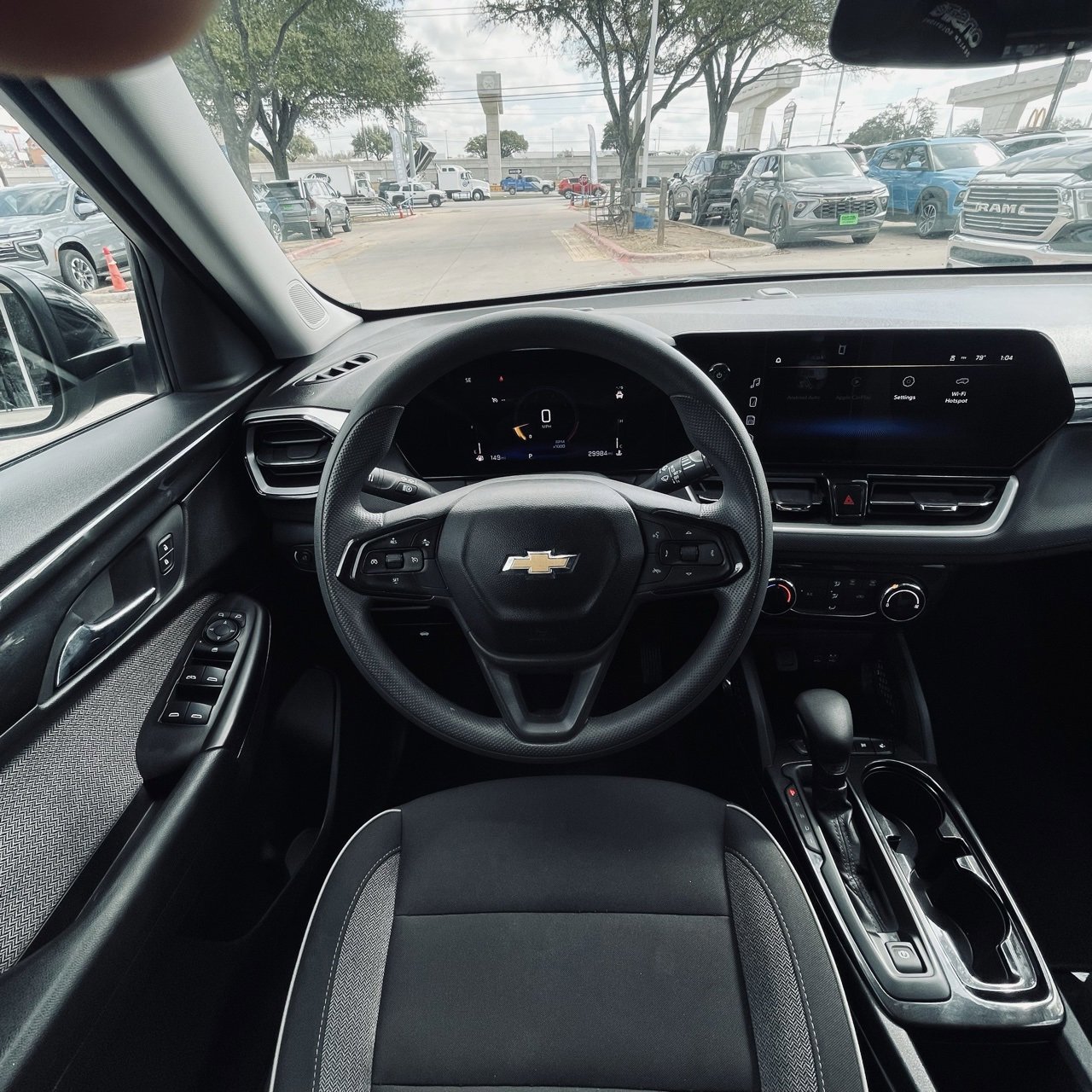 Used 2025 Chevrolet TrailBlazer LT image 12