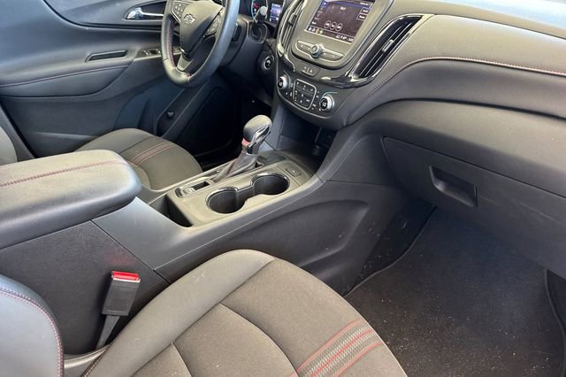 Used 2023 Chevrolet Equinox RS FWD image 19