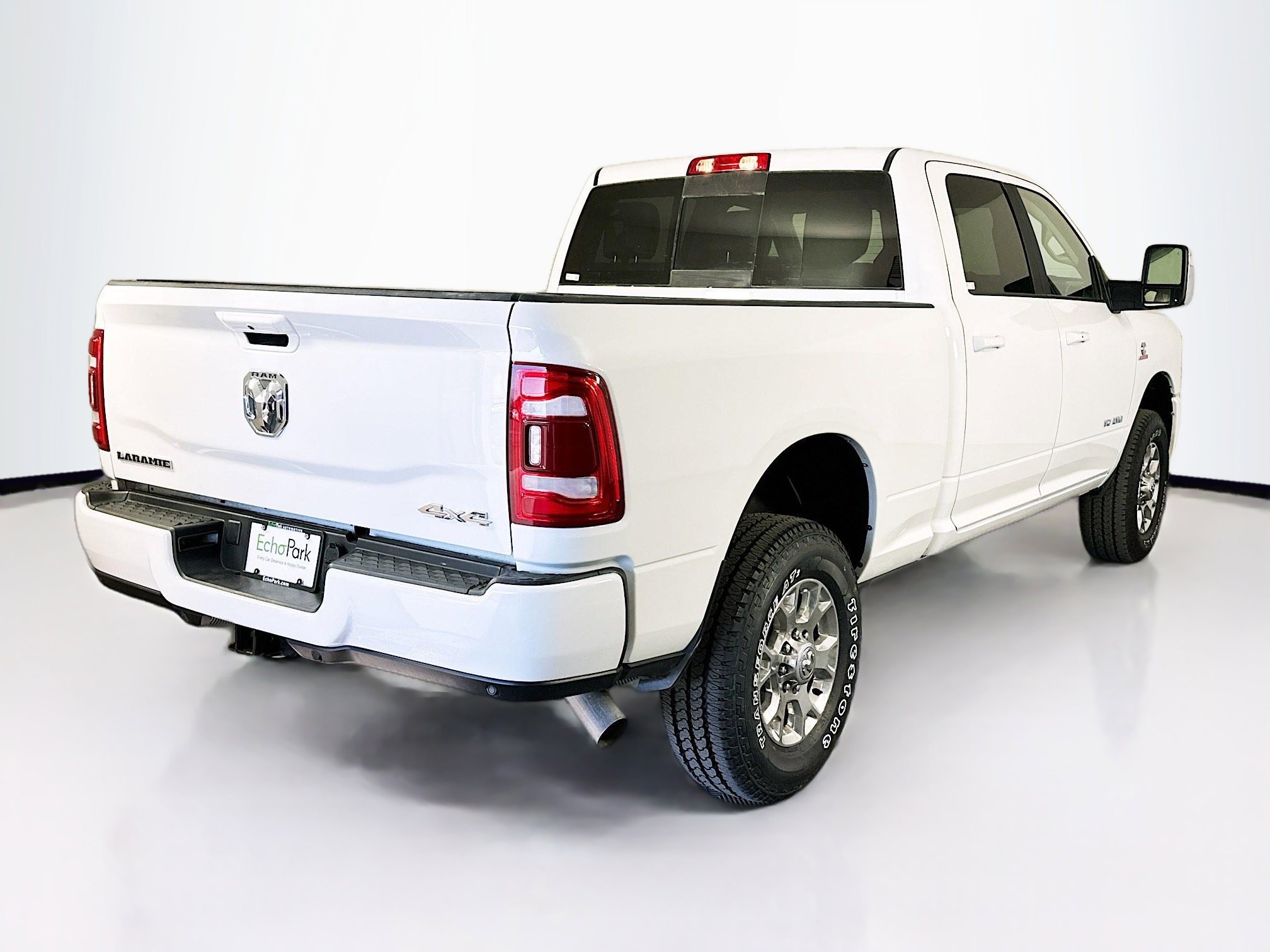 Used 2024 RAM 2500 Laramie w/ Safety Group image 9