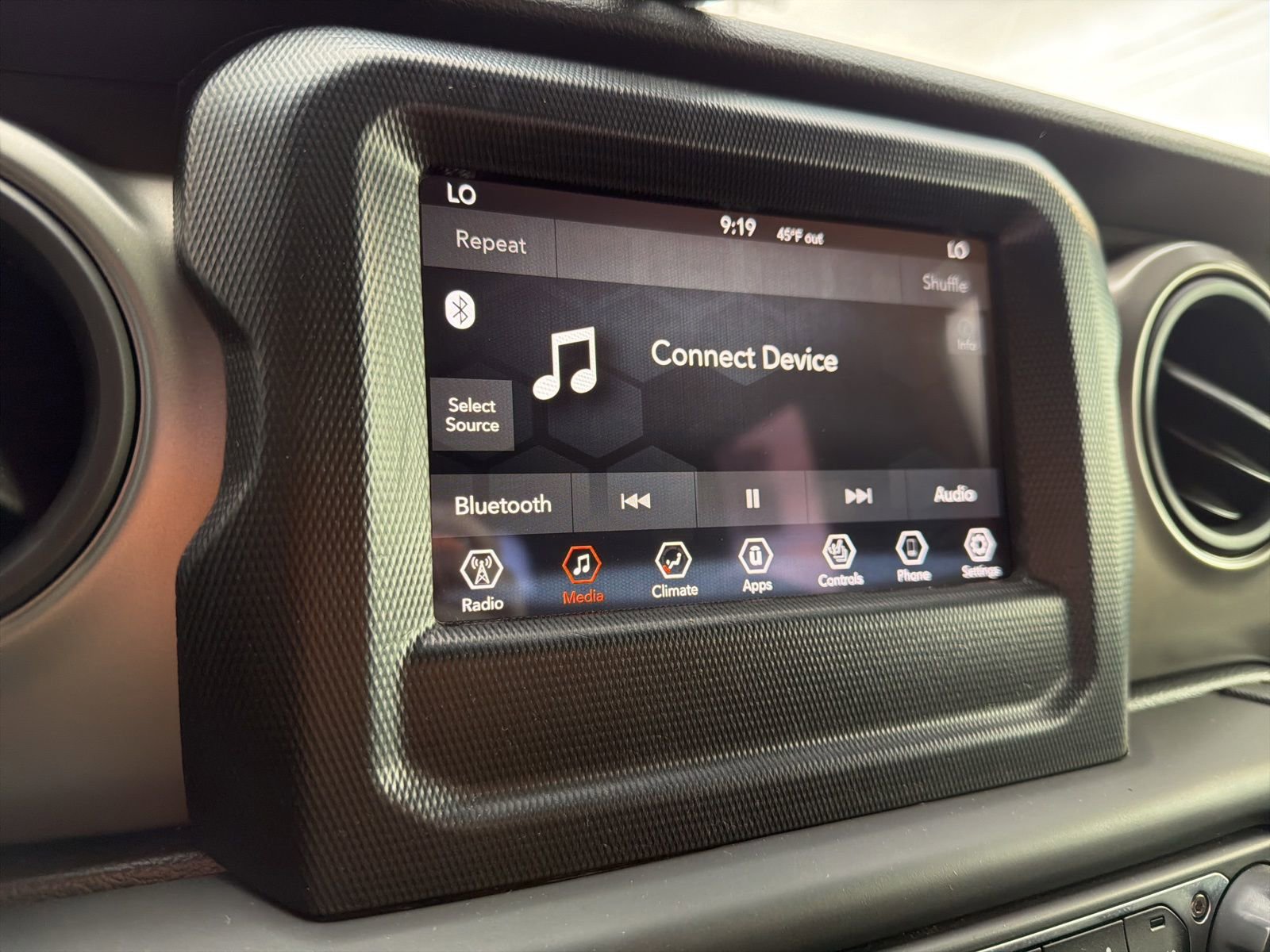 Used 2021 Jeep Wrangler Sport S image 34