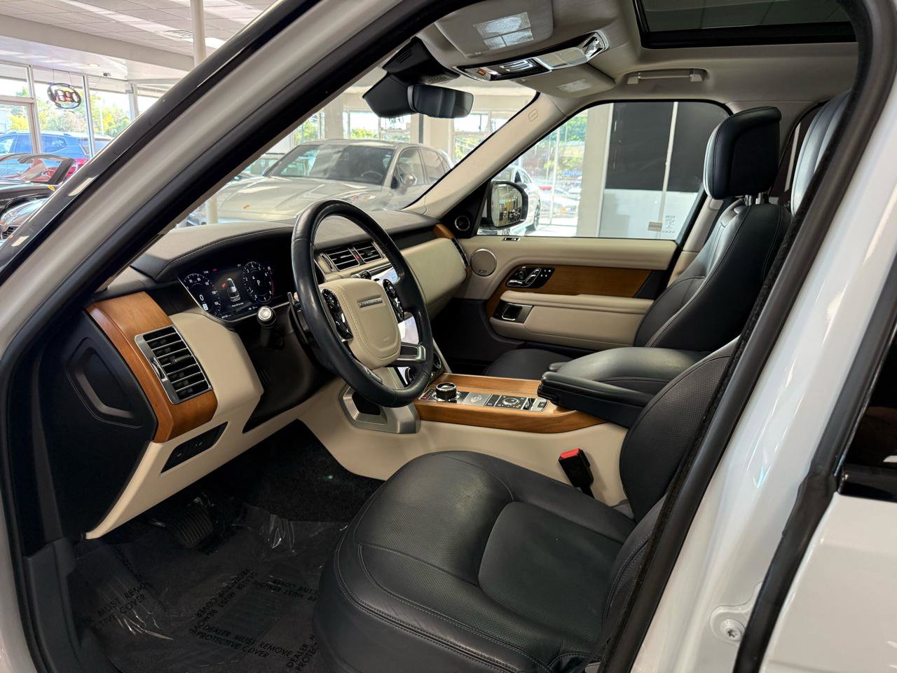 Used 2019 Land Rover Range Rover HSE AWD/4WD image 10
