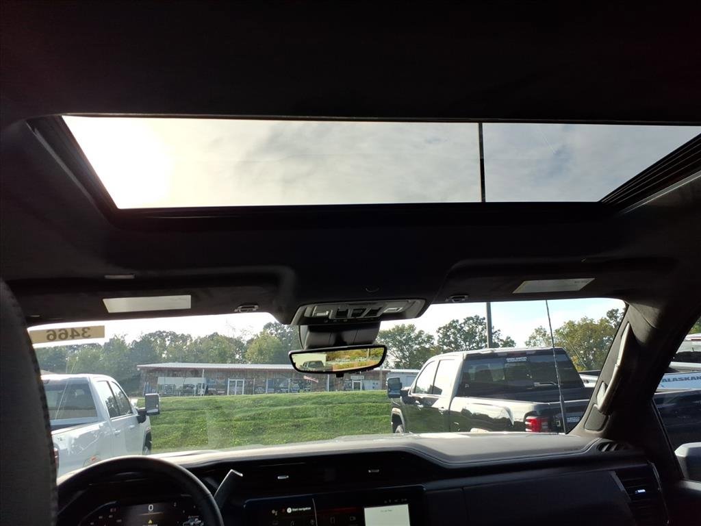 New 2026 GMC Sierra 2500 AT4X image 12