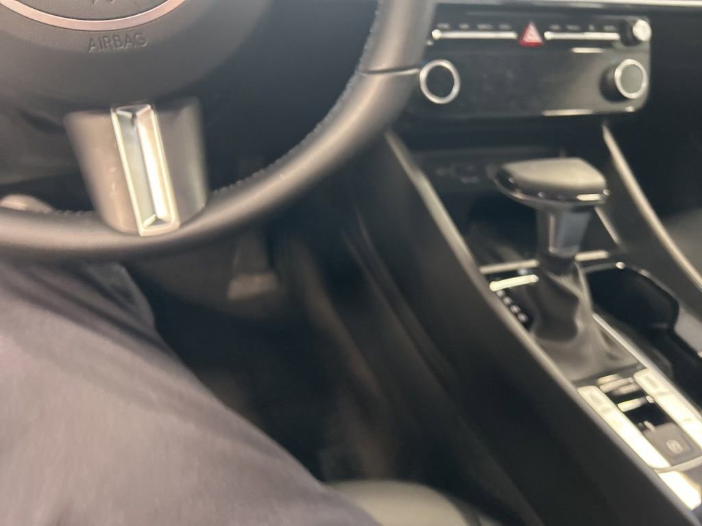 Used 2025 Hyundai Tucson SEL image 3