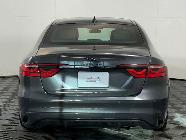 New 2024 Jaguar XF R-Dynamic SE image 7