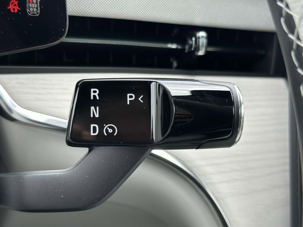 New 2025 Volvo EX90 Ultra image 9