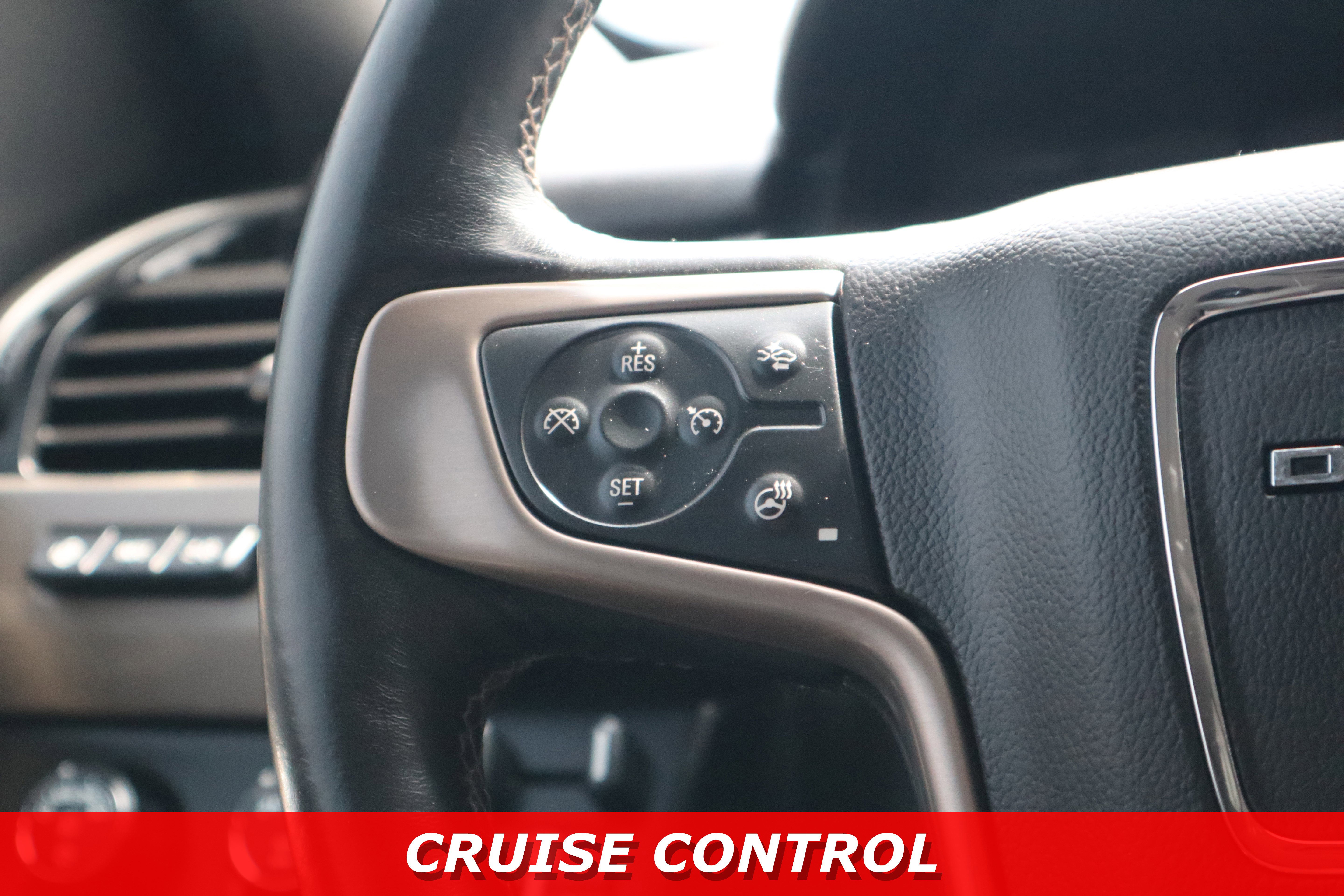 Used 2018 GMC Yukon Denali w/ Open Road Package AWD/4WD image 15