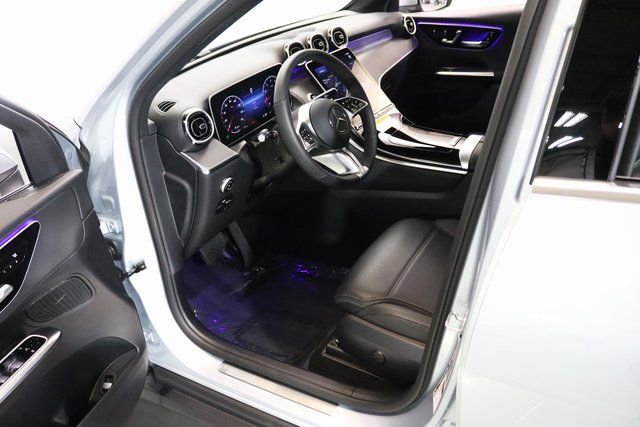Certified 2025 Mercedes-Benz GLC 300 4MATIC image 21