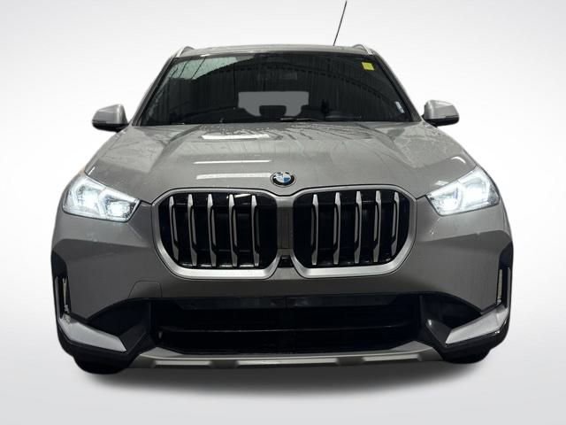 Used 2023 BMW X1 xDrive28i w/ Premium Package image 3