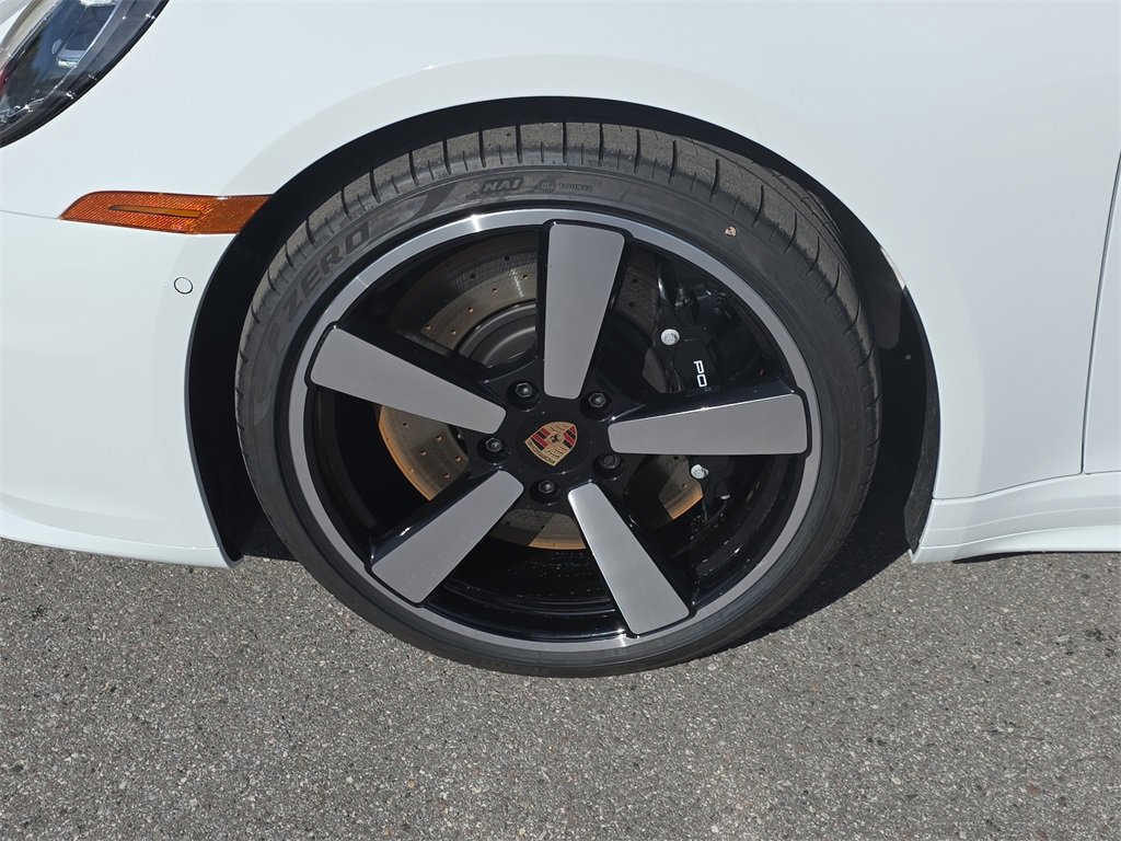 New 2026 Porsche 911 Carrera 4S image 12