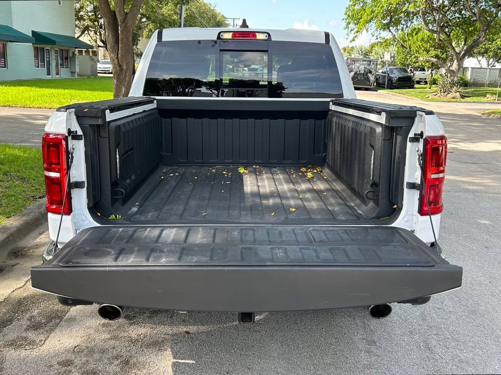 Used 2025 RAM 1500 Limited AWD/4WD image 43