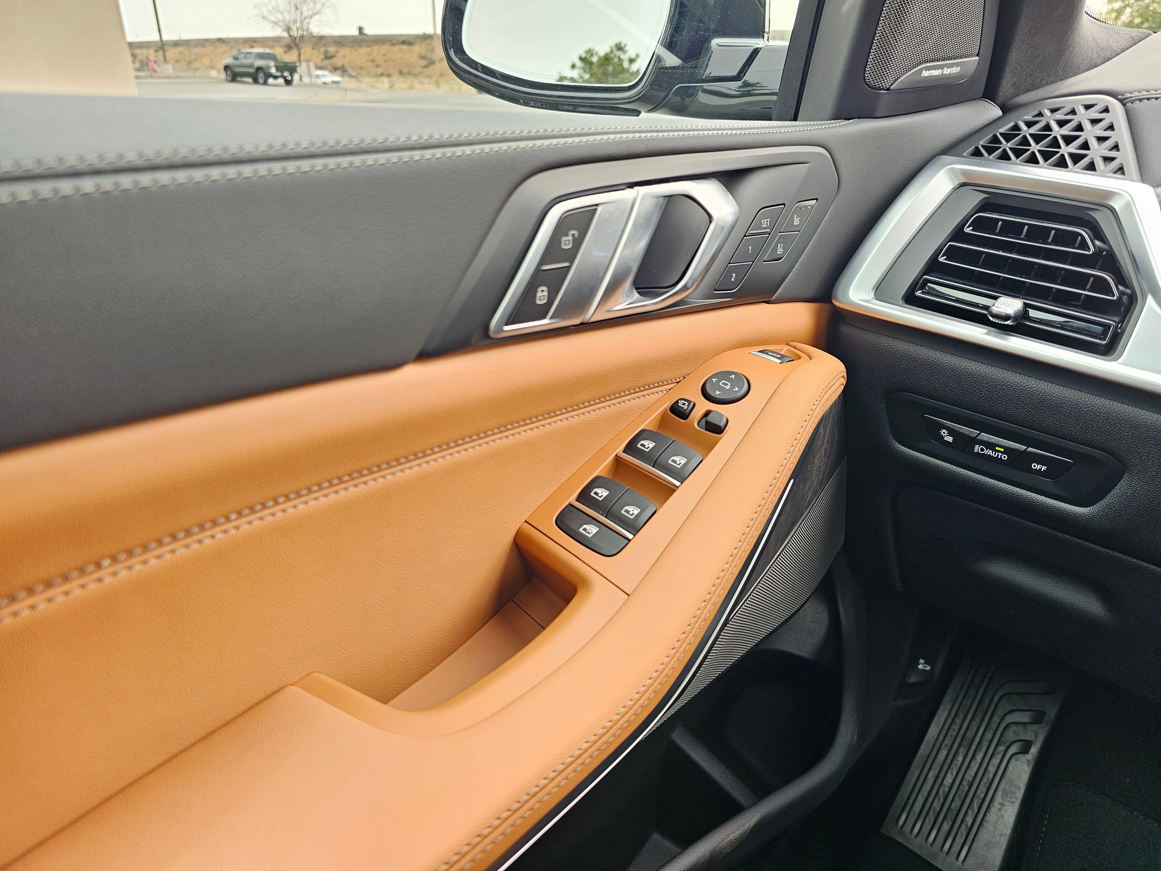 New 2026 BMW X5 xDrive40i w/ Executive Package image 28