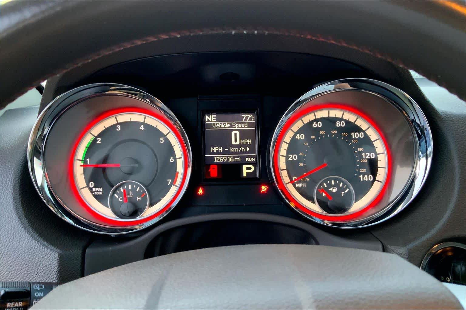 Used 2013 Dodge Durango SXT AWD/4WD image 25