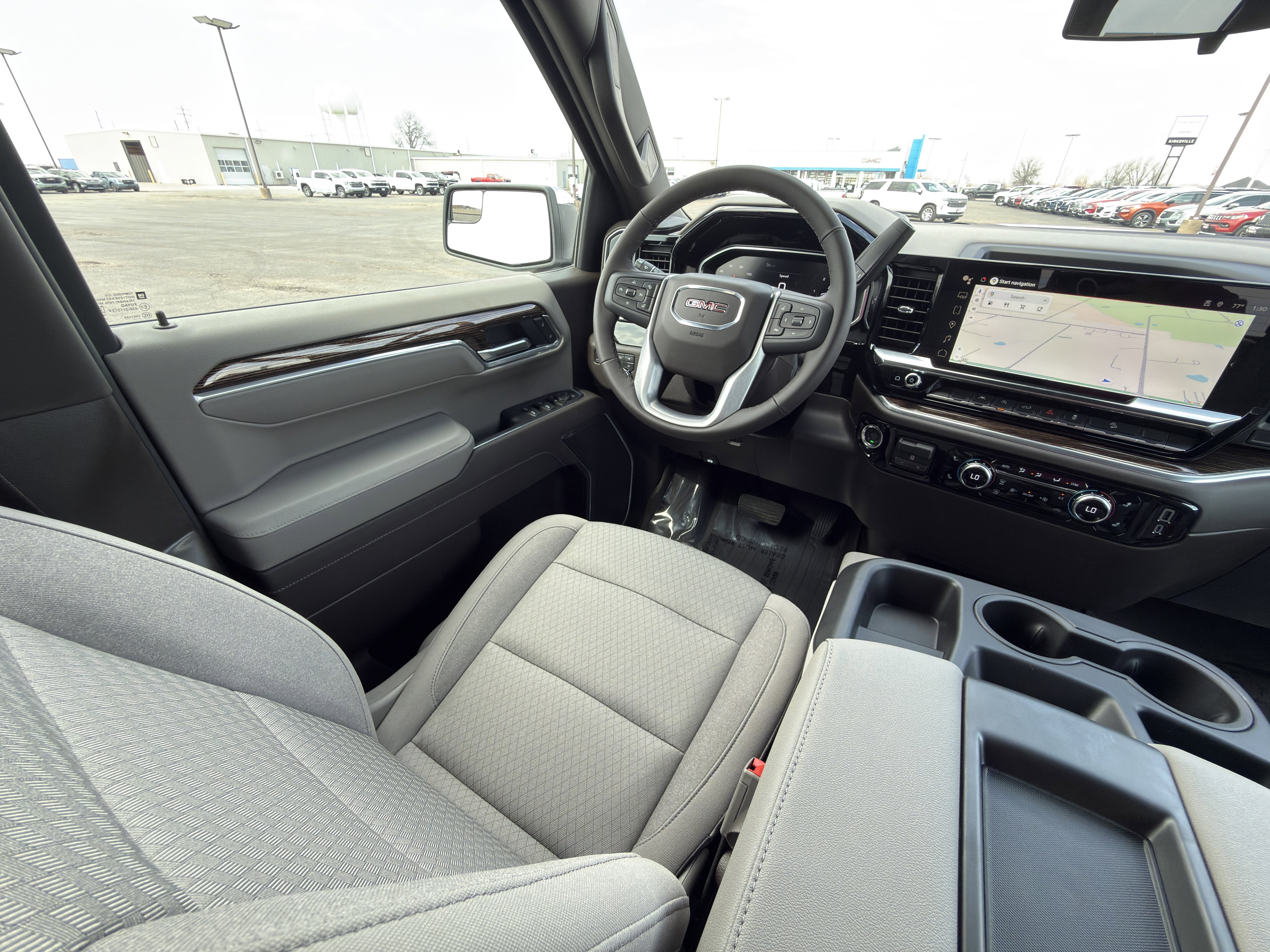 New 2026 GMC Sierra 1500 SLE image 18