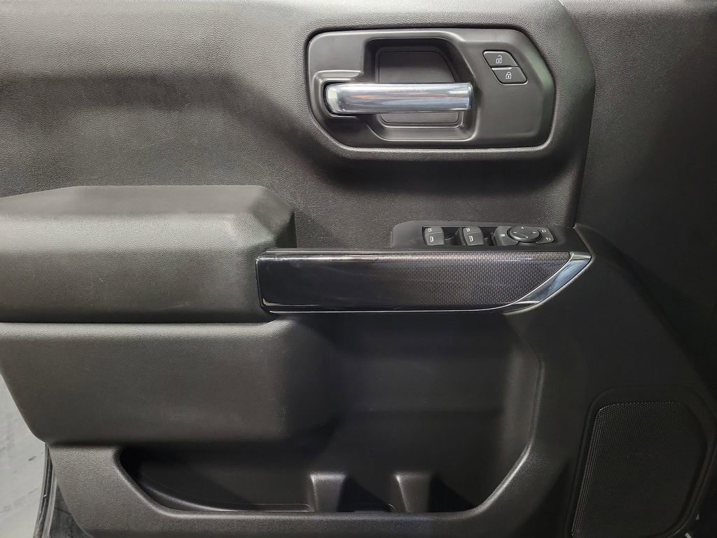 Used 2022 Chevrolet Silverado 1500 Custom Trail Boss w/ Midnight Edition AWD/4WD image 20