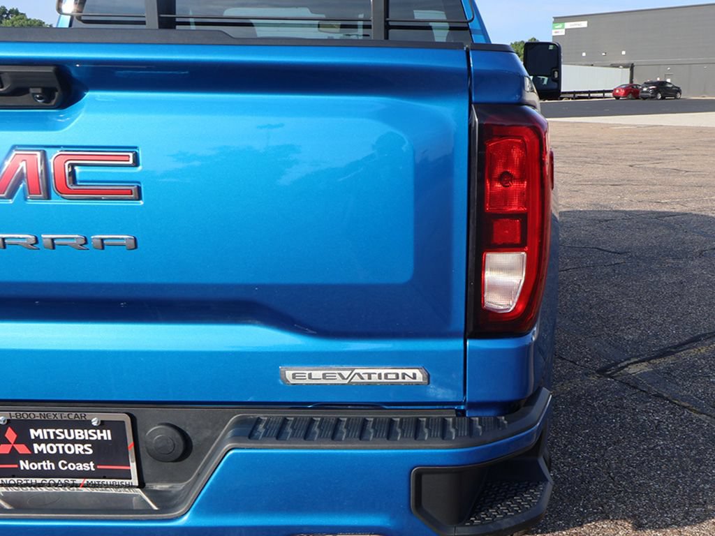 Used 2023 GMC Sierra 1500 Elevation AWD/4WD image 16
