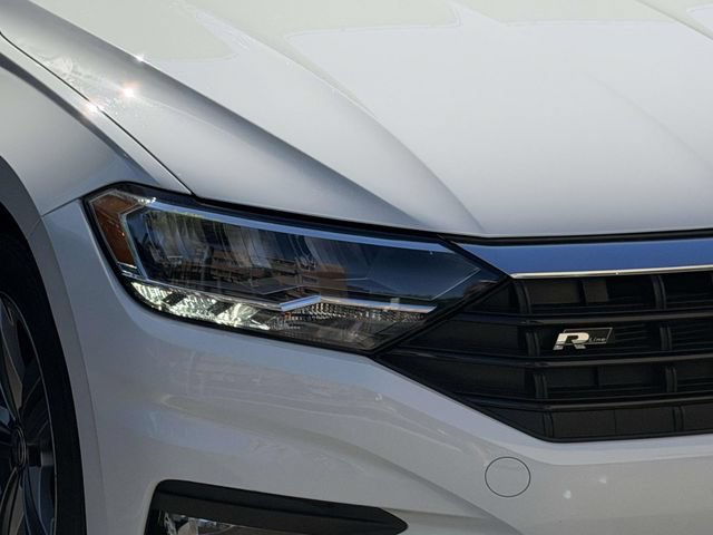 Certified 2021 Volkswagen Jetta R-Line w/ R-Line Cold Weather Package FWD image 10