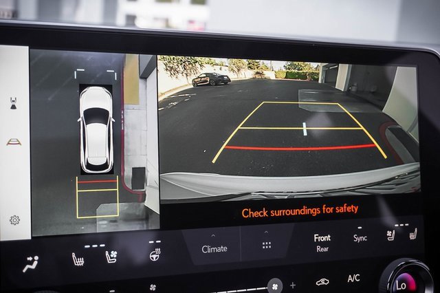 Used 2024 Lexus RX 500h F Sport w/ Convenience Package image 15