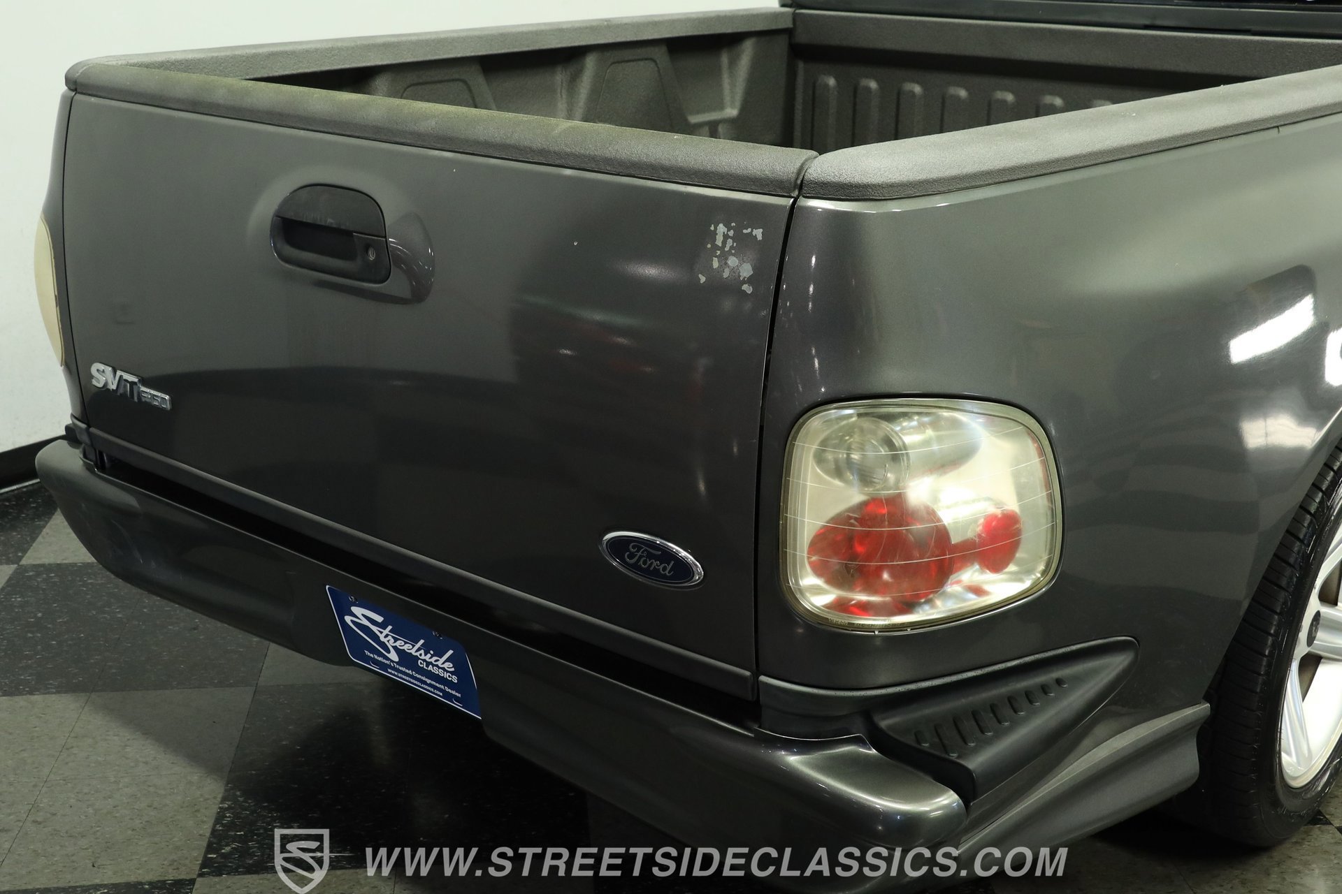 Used 2003 Ford F150 Lightning RWD image 25