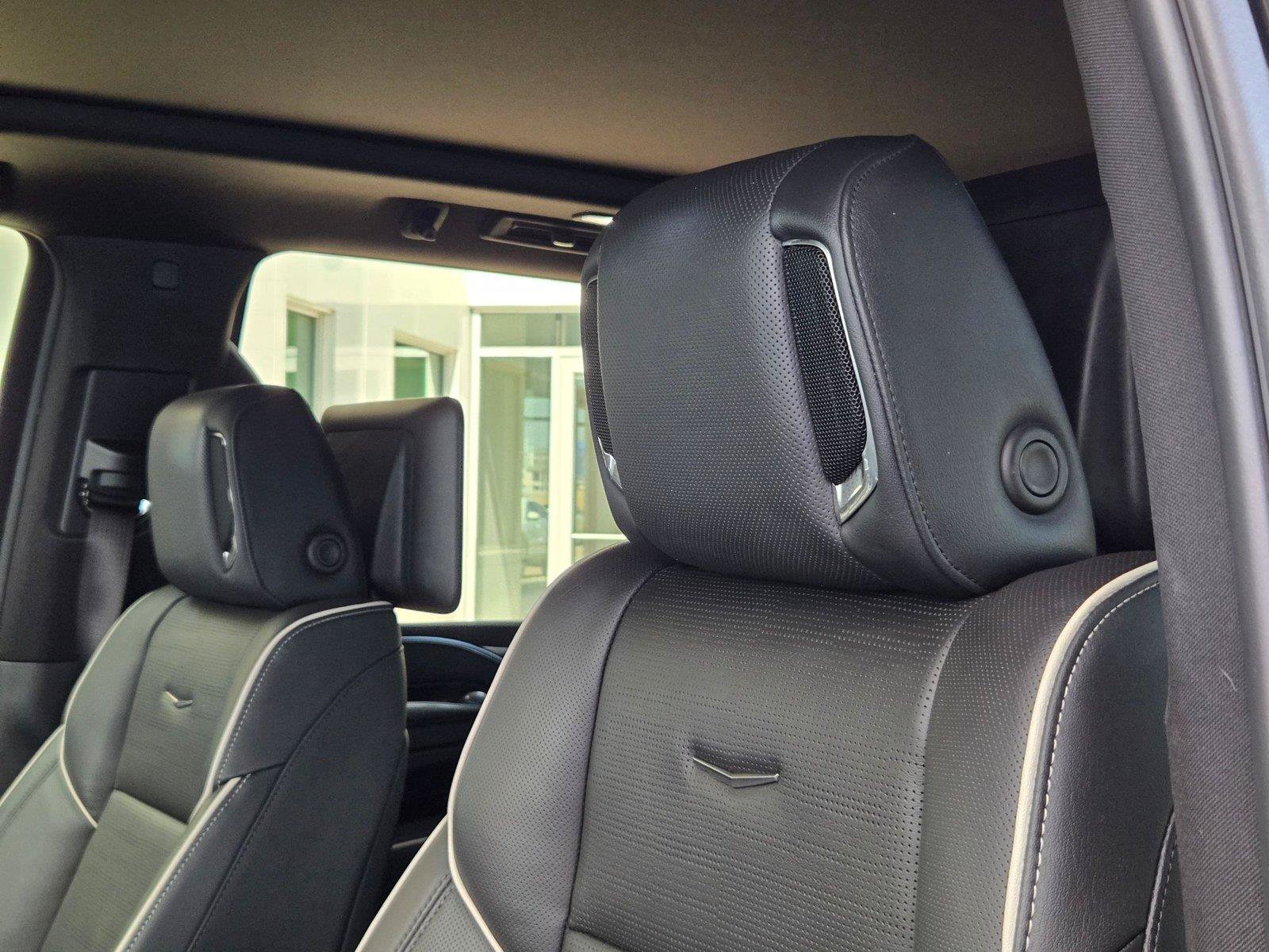 Certified 2024 Cadillac Escalade Premium Luxury w/ Performance Package AWD/4WD image 12