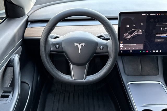 Used 2021 Tesla Model 3 Standard Range Plus RWD image 16