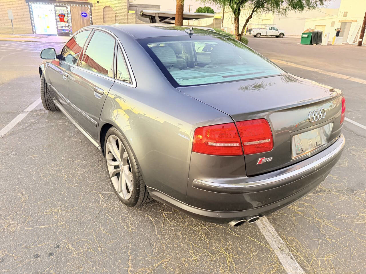 Used 2008 Audi S8 AWD/4WD image 10