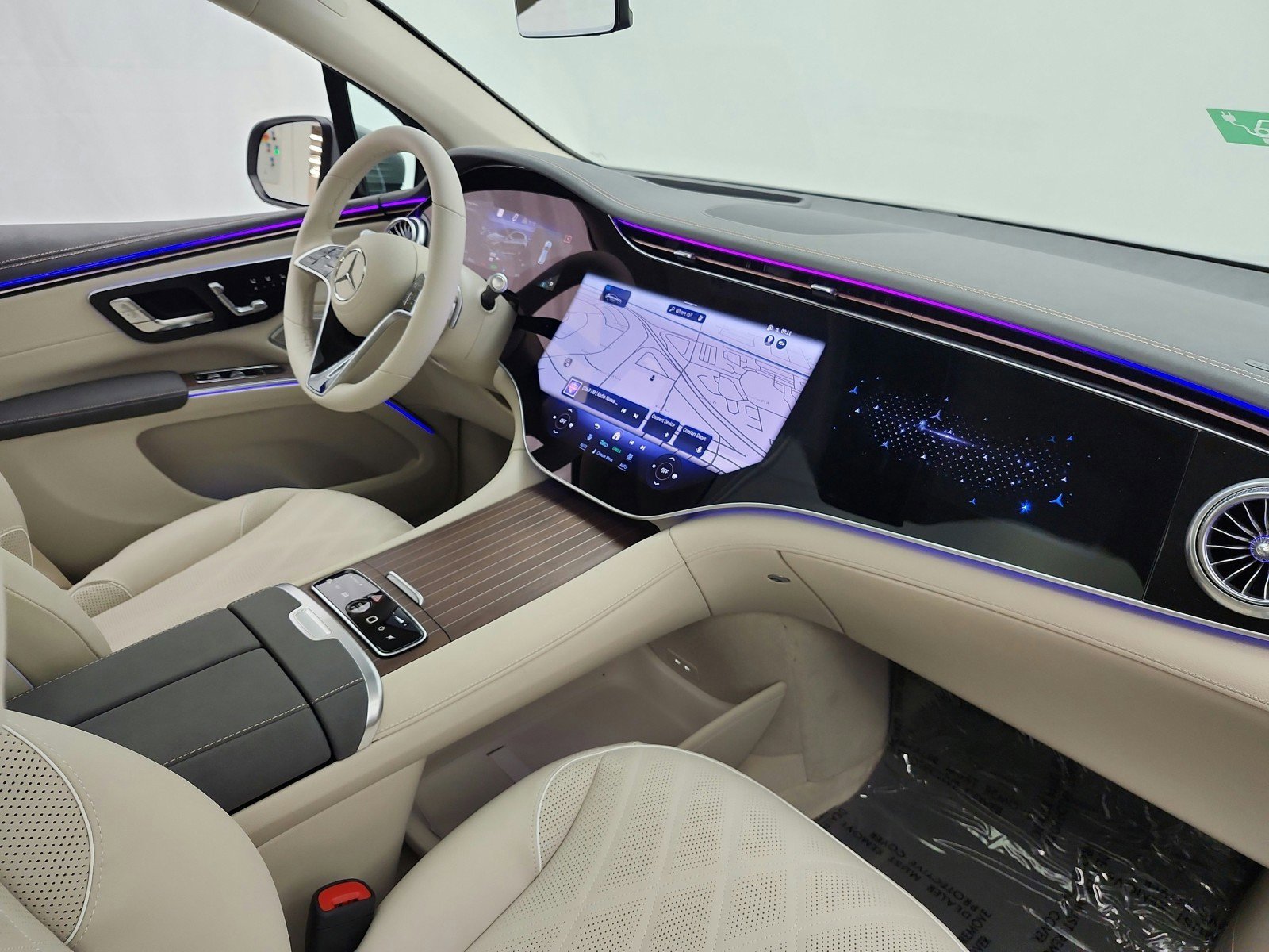 New 2026 Mercedes-Benz EQS 550 4MATIC SUV image 13