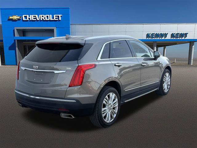 Used 2017 Cadillac XT5 Premium Luxury w/ Driver Assist Package FWD image 5