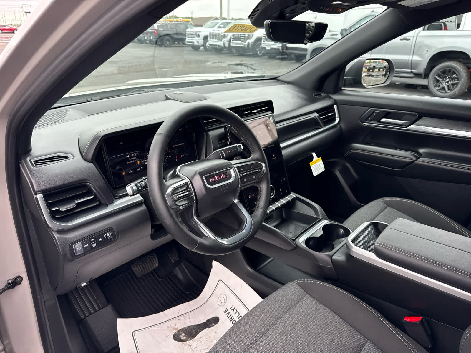 Certified 2026 GMC Terrain Elevation w/ Technology Package II AWD/4WD image 12