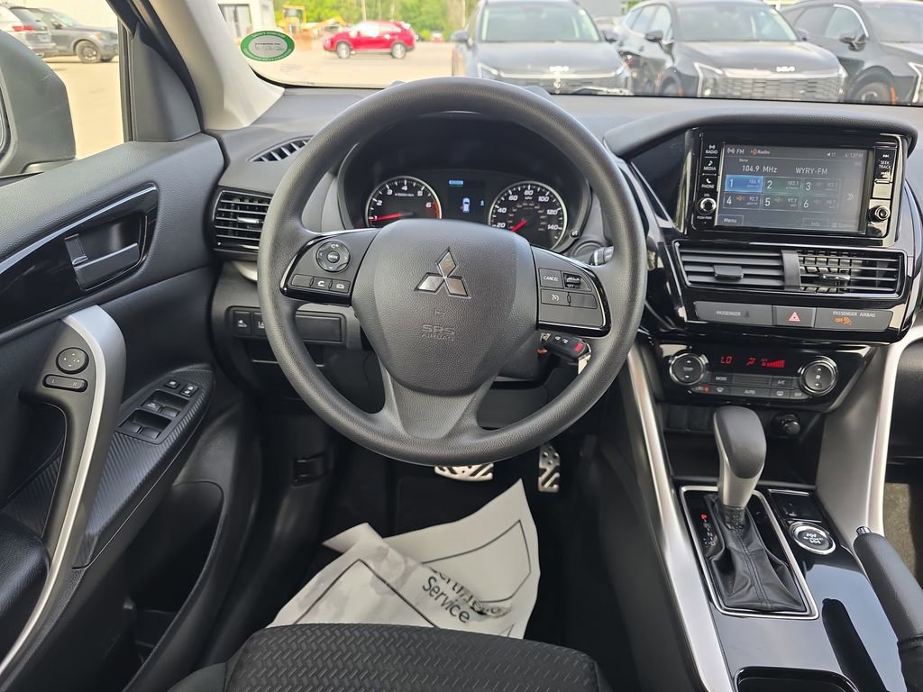 Used 2024 Mitsubishi Eclipse Cross ES AWD/4WD image 13