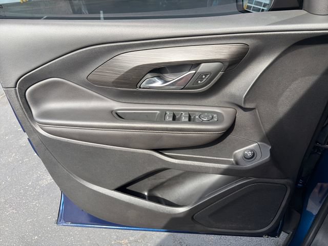 Certified 2022 GMC Terrain SLE w/ Driver Convenience Package FWD image 10