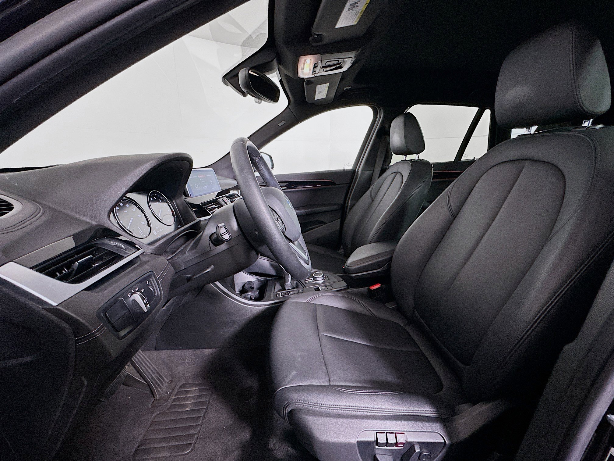 Used 2021 BMW X1 xDrive28i w/ Convenience Package image 13