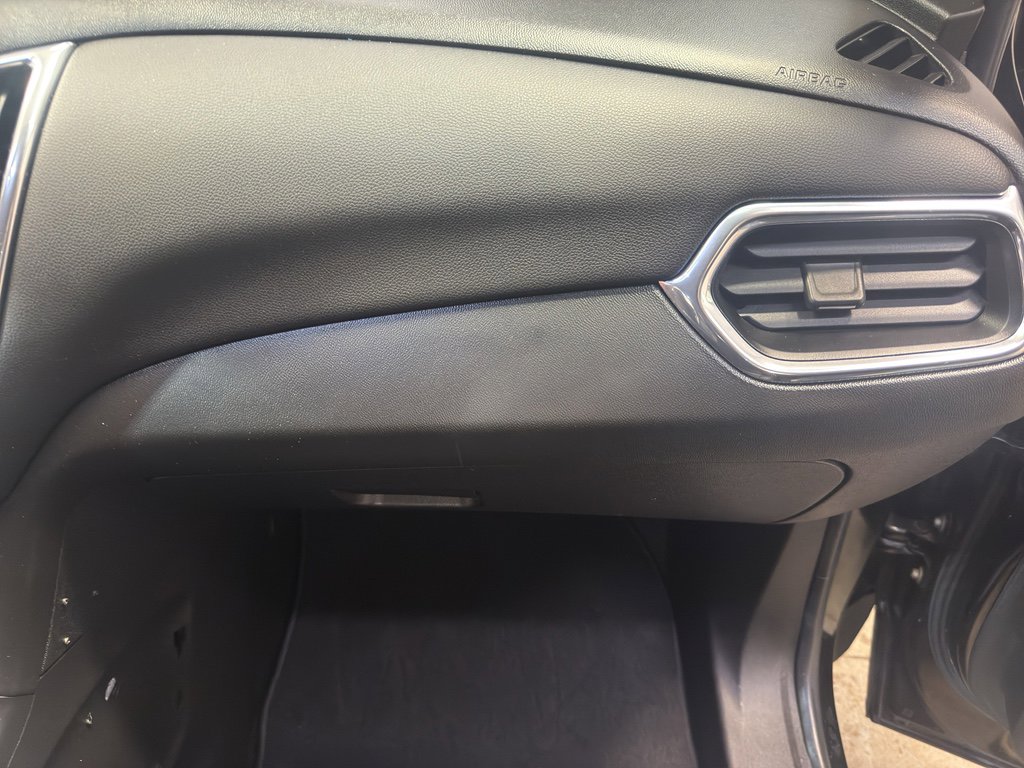 Used 2019 Chevrolet Equinox LT image 21