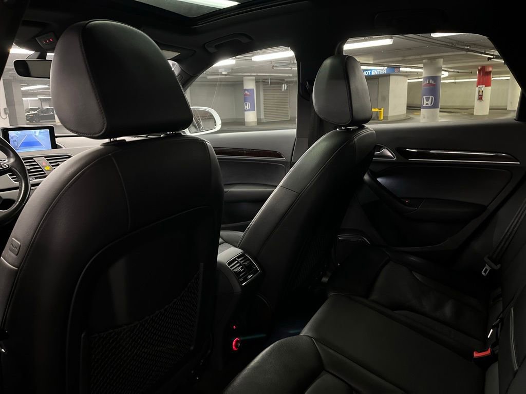 Used 2018 Audi Q3 2.0T Premium Plus w/ Premium Plus Package image 21