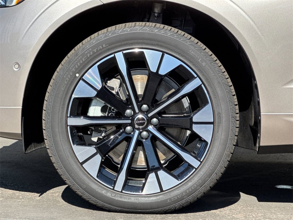 New 2026 Volvo XC60 T8 Plus w/ Protection Package Premier image 25