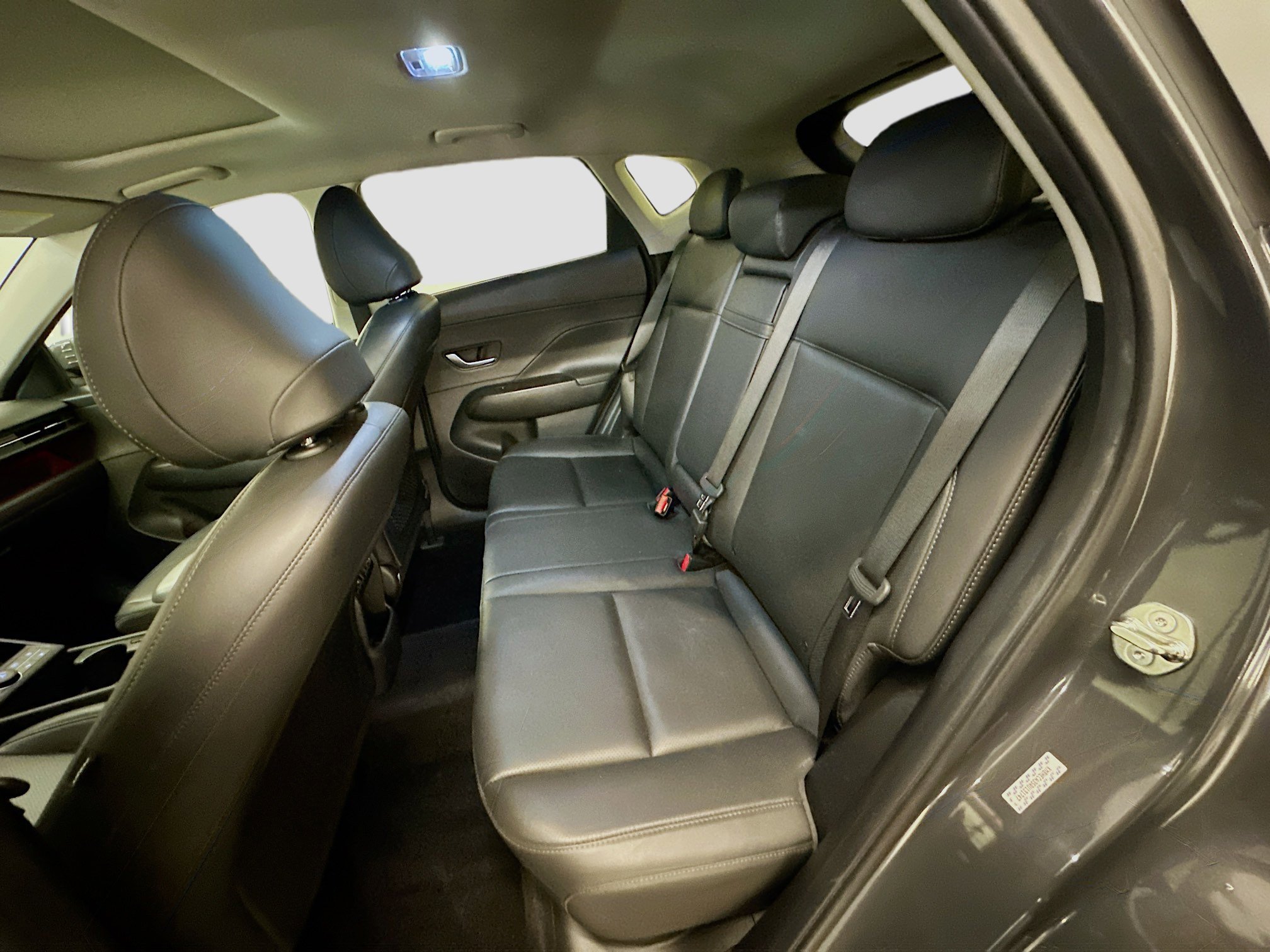 Used 2024 Hyundai Kona Limited image 30