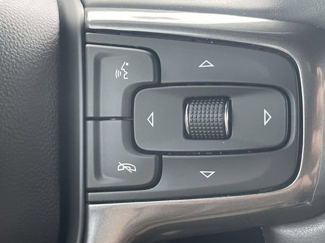 Used 2023 Chevrolet Silverado 1500 High Country AWD/4WD image 23