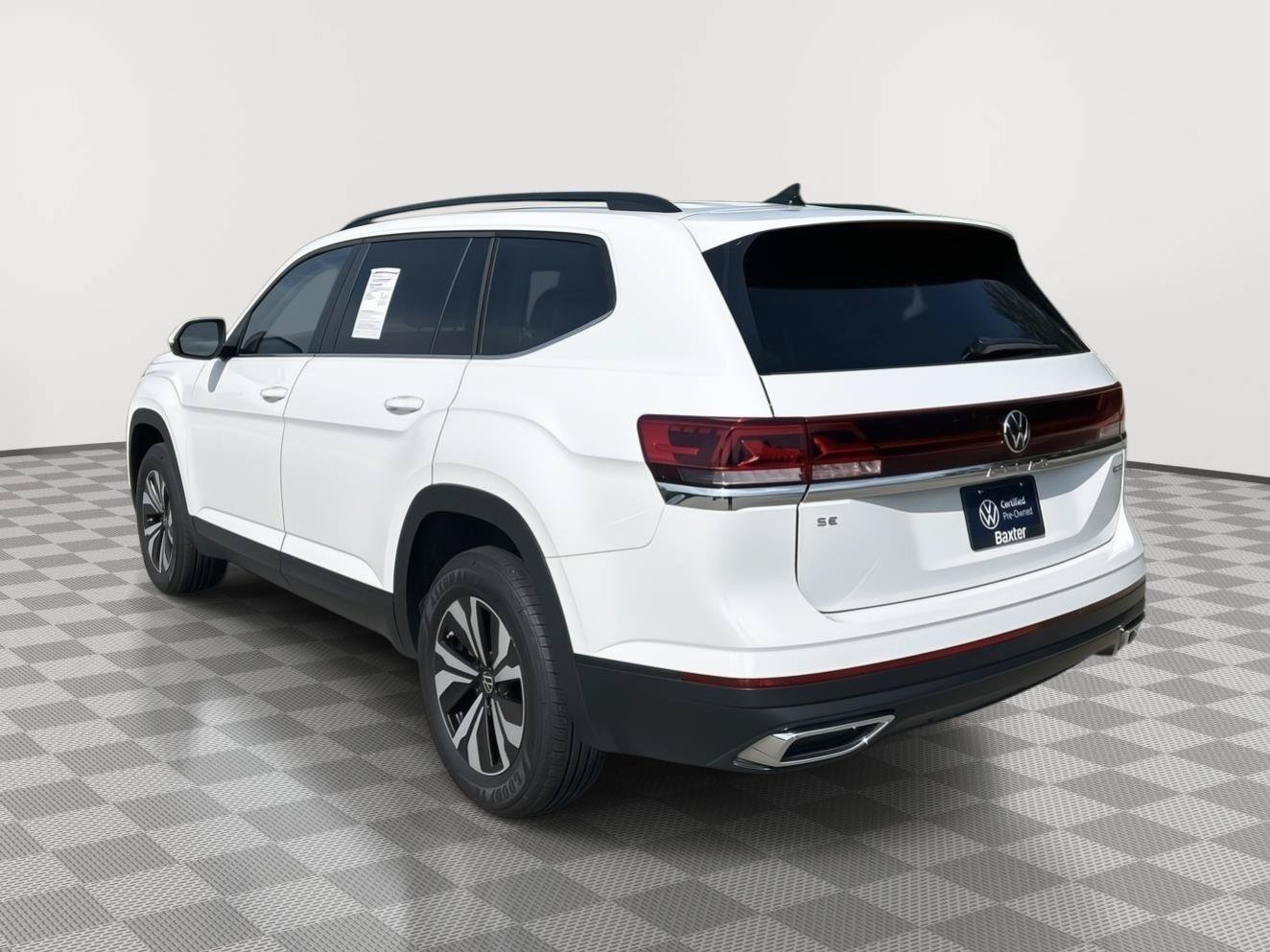 Used 2024 Volkswagen Atlas SE AWD/4WD image 9