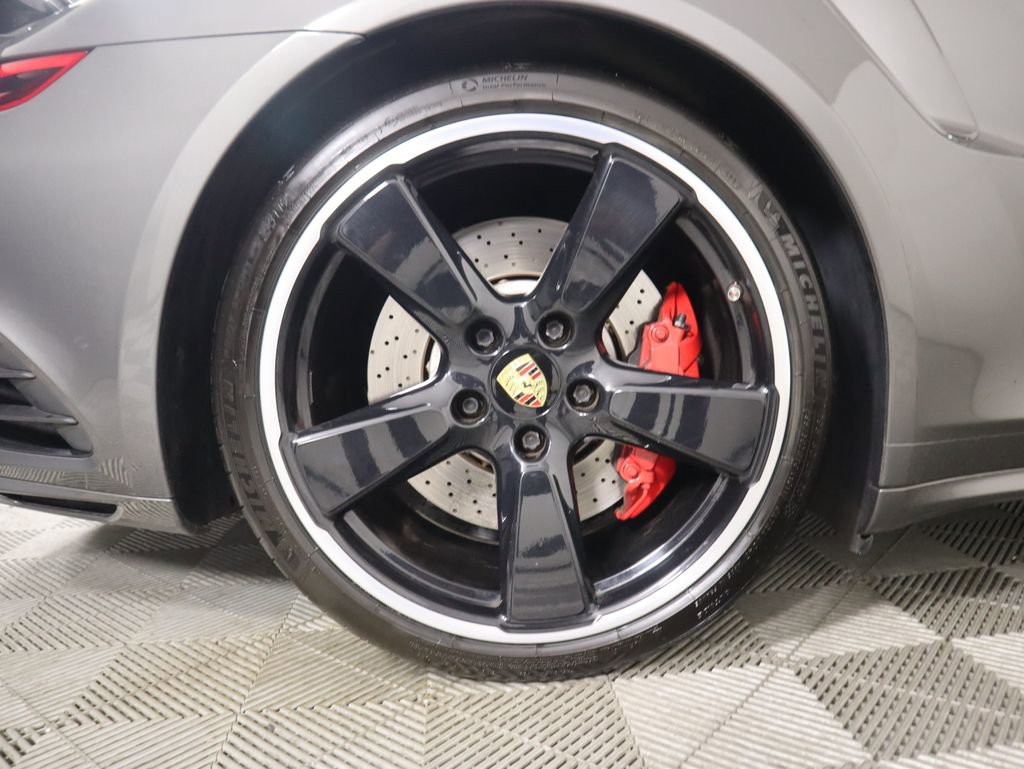 Used 2017 Porsche 911 Turbo image 36
