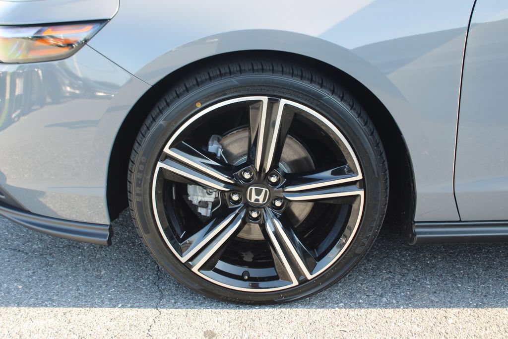 Used 2025 Honda Accord Sport image 36