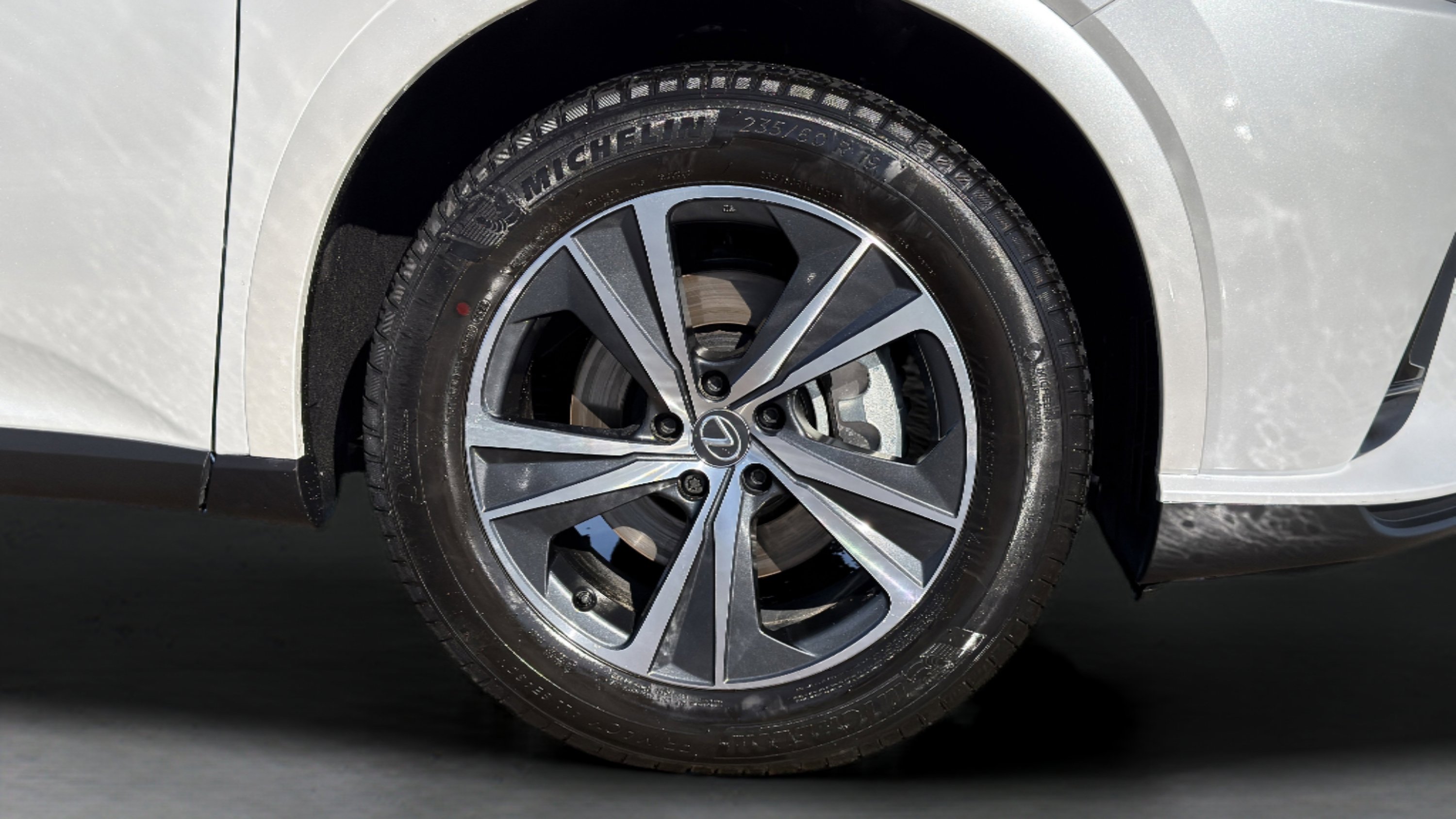 Used 2025 Lexus RX 350 Premium Plus image 9