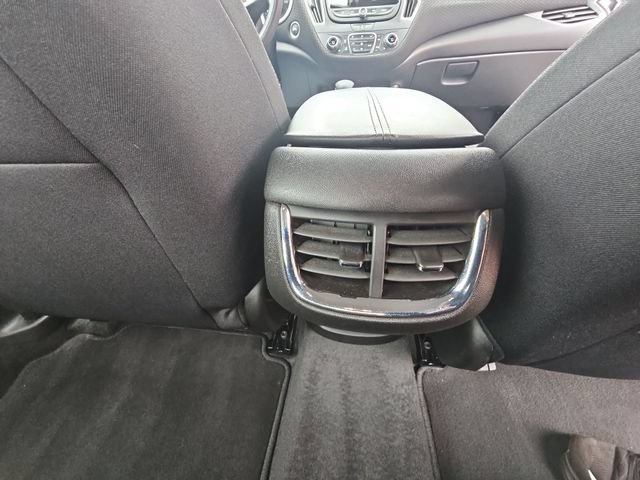 Used 2025 Chevrolet Malibu LT FWD image 24
