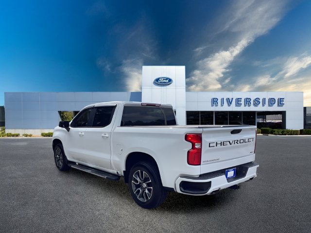 Used 2023 Chevrolet Silverado 1500 RST AWD/4WD image 3