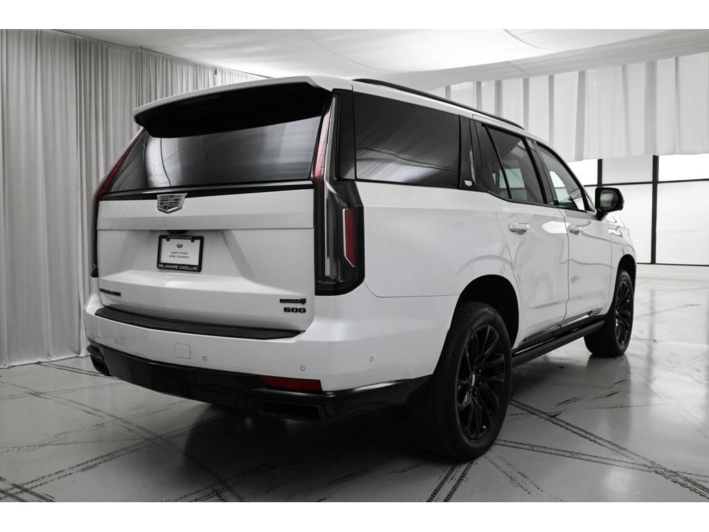 Used 2024 Cadillac Escalade Sport Platinum w/ LPO, ONYX Package AWD/4WD image 7