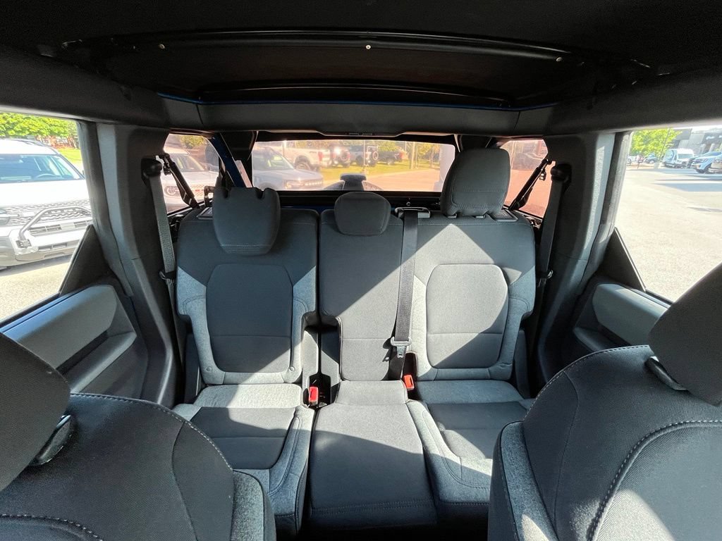 Used 2023 Ford Bronco 4-Door AWD/4WD image 14