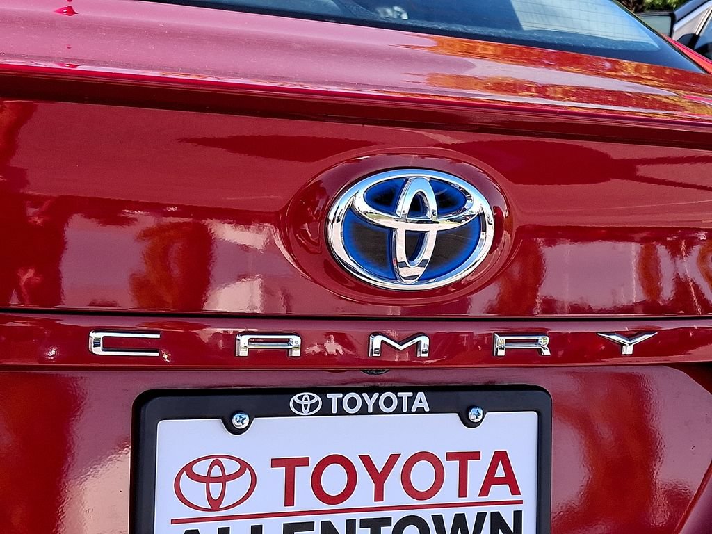 Used 2023 Toyota Camry SE w/ Audio Upgrade Package FWD image 10