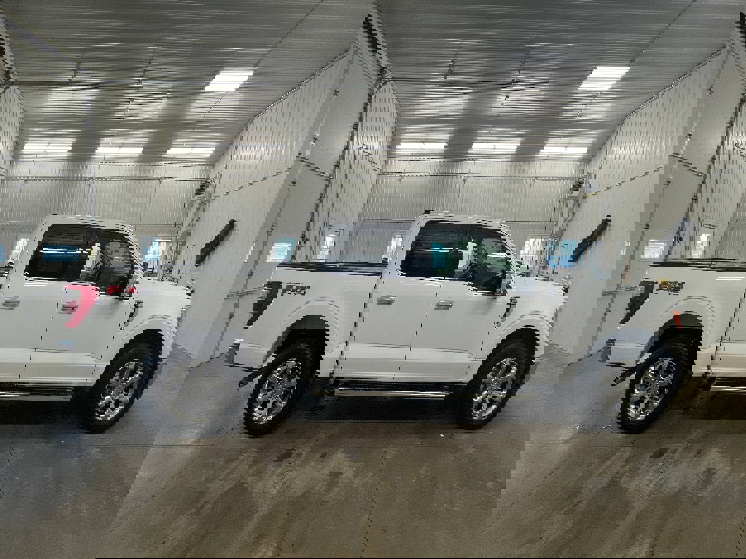 Used 2022 Ford F150 Lariat image 6
