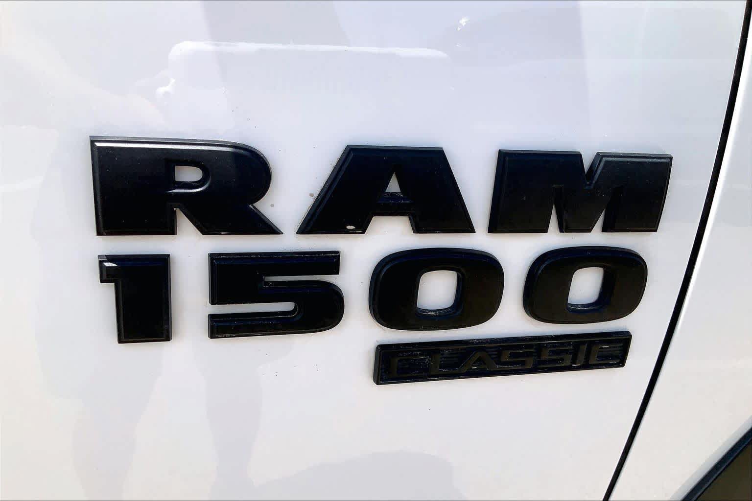 Used 2024 RAM 1500 Warlock AWD/4WD image 9
