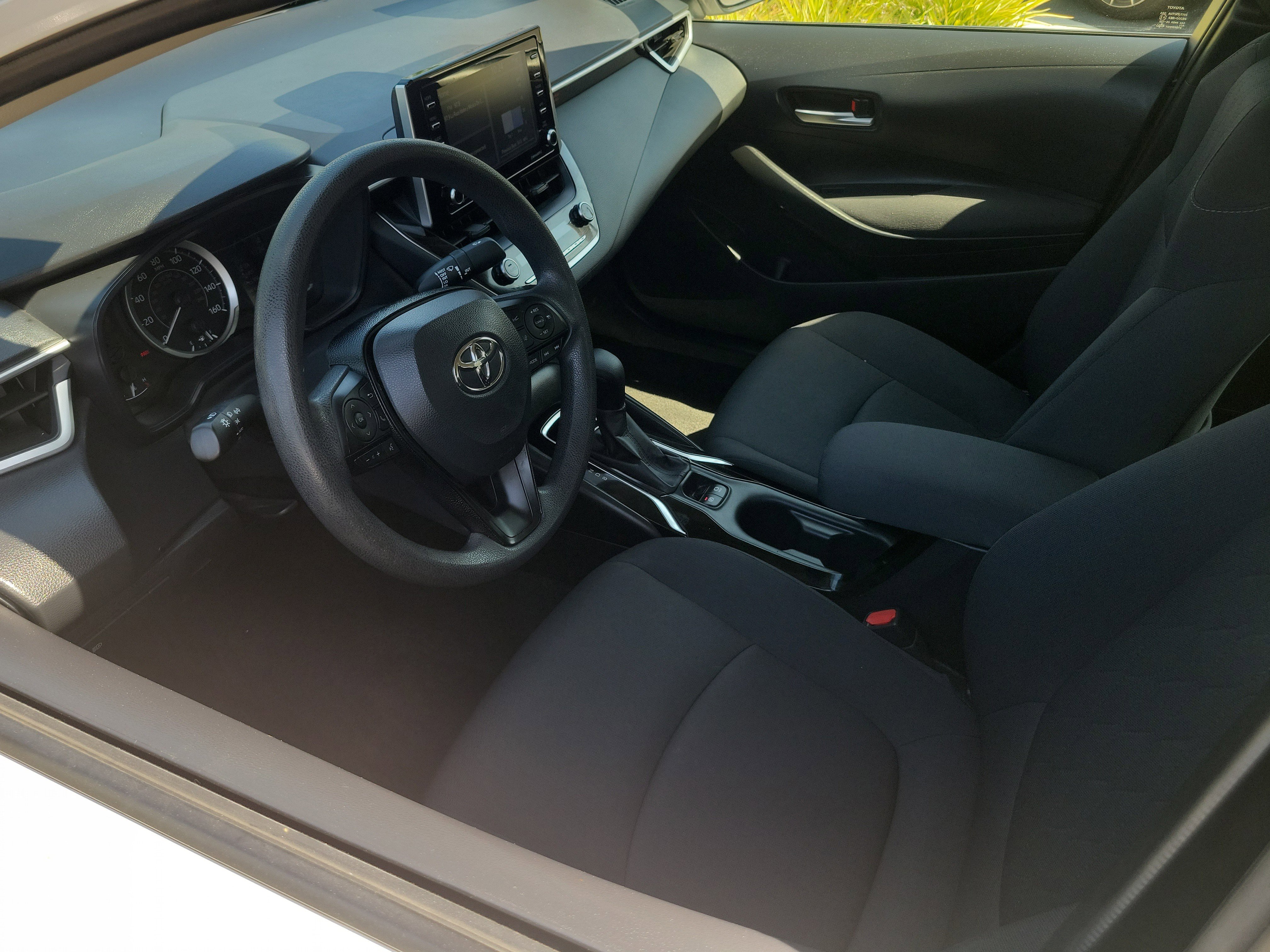 Used 2021 Toyota Corolla LE image 7